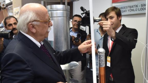Bakan Avcı Mesleki ve Teknik Okulları Sergisi´ni gezdi