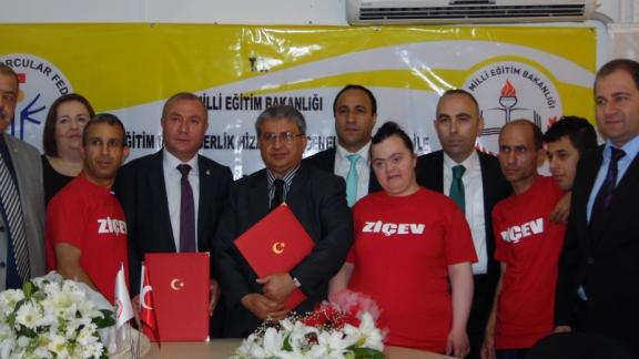 Özel eğitim ihtiyacı olan öğrenciler spora yönlendiriliyor