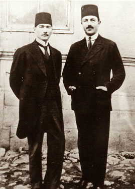 Mustafa Kemal, Hüseyin Rauf (Orbay) Bey ile Sivas Kongresi günlerinde (4-11 Eylül 1919)