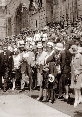 Cumhurbaşkanı Gazi Mustafa Kemal'in, Haydarpaşa Garı'nda karşılanışı (6 Ağustos 1929)