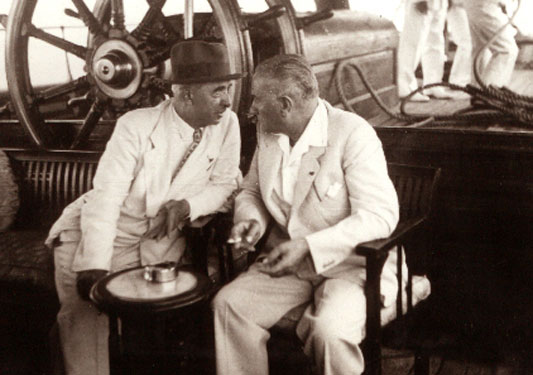 Cumhurbaşkanı Atatürk, Ertuğrul Yatı'nda Başbakan İsmet İnönü ile (Ağustos 1936)