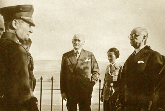 Cumhurbaşkanı Atatürk, Diyarbakır'da (16 Kasım 1937)